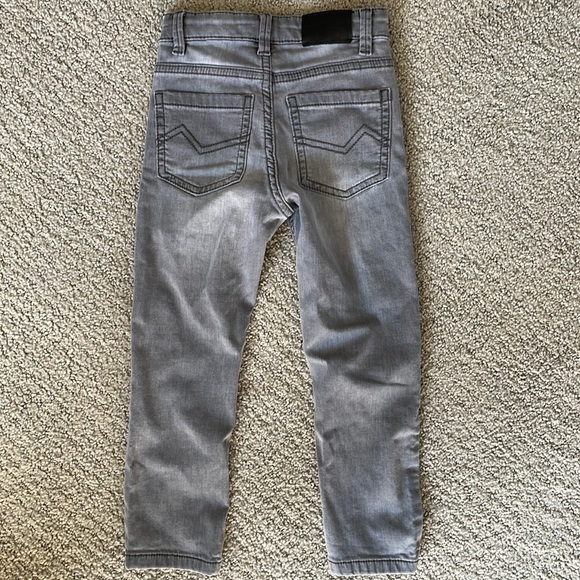 Mayoral NEVER WORN size 4 slim jeans - Picture 4 of 4